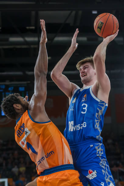 团结队伍上 团结队伍上