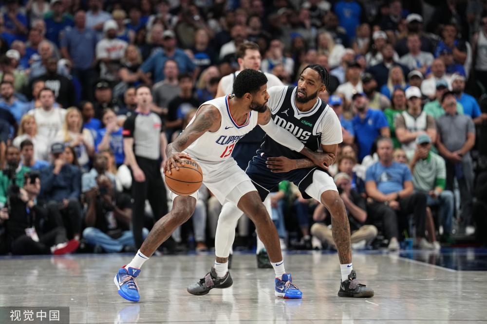 在场下的 在场下的