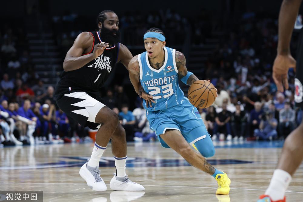 感受赛场氛 感受赛场氛