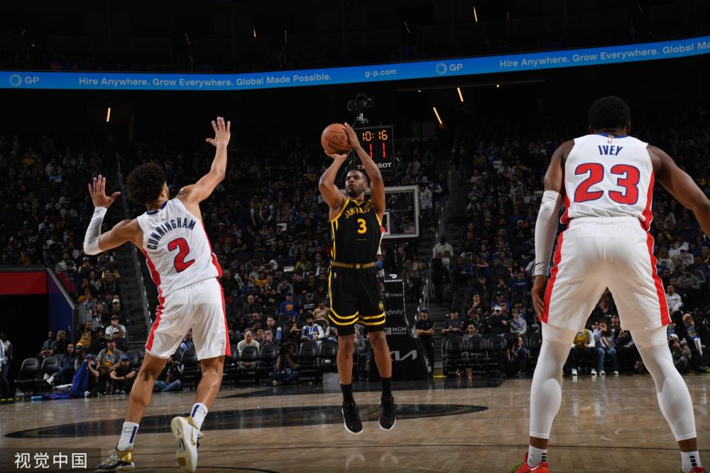 图通过控球 图通过控球